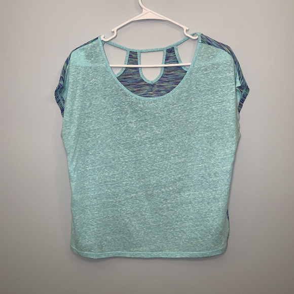 Tri-color Crop Top - Picture 1 of 4